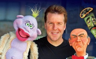 Poster for the movie "Jeff Dunham: Arguing with Myself"